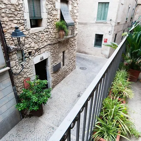 Pensio Bellmirall Guest house Girona
